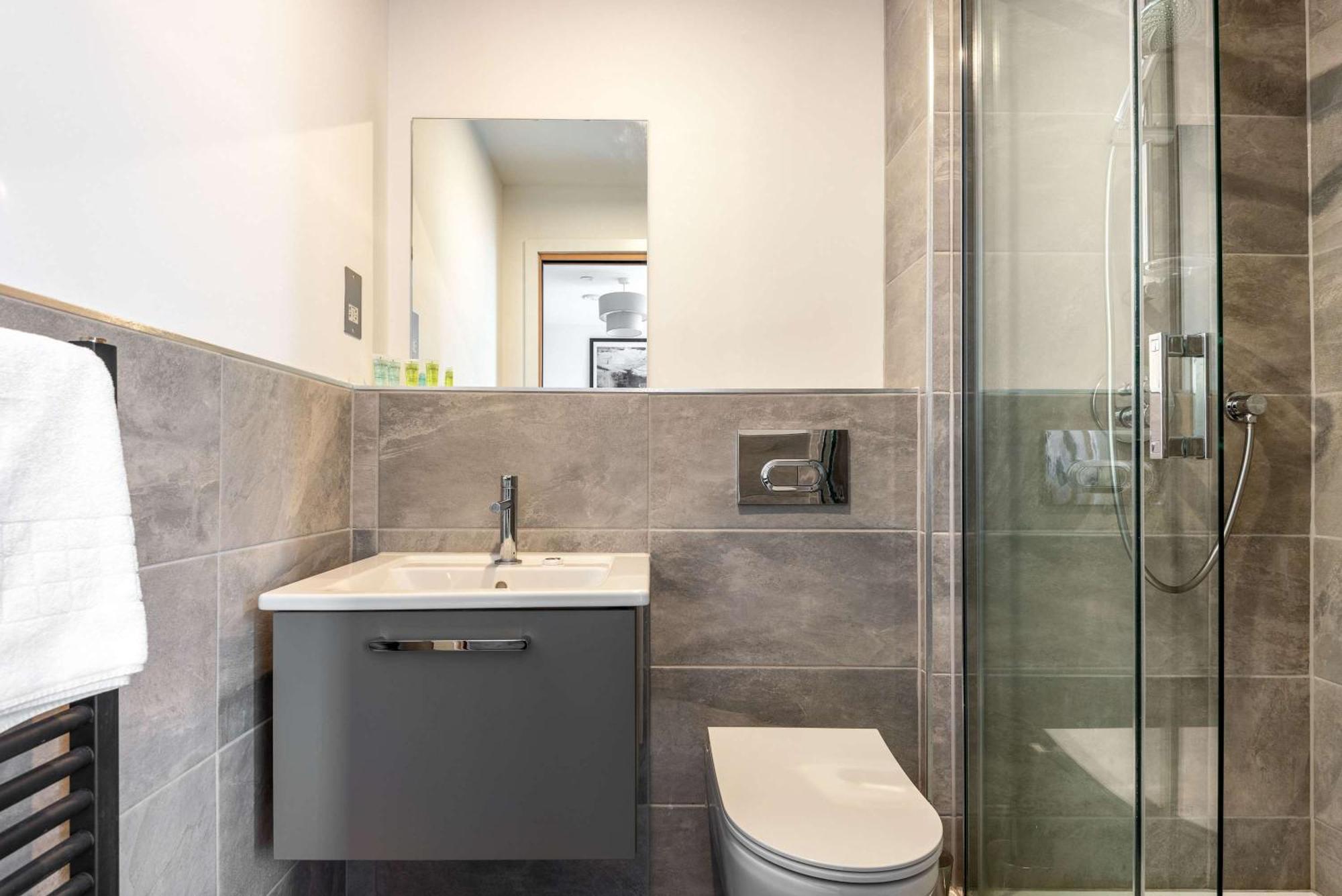 Stayzeni, Ouse Court York Spacious 2 Bed Flat מראה חיצוני תמונה